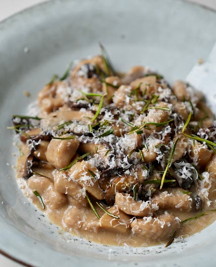 Chestnuts gnocchi with mushrooms