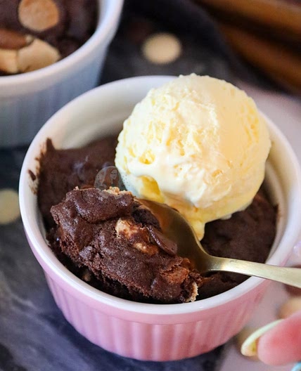 Air Fryer Cookie Dough Pots!