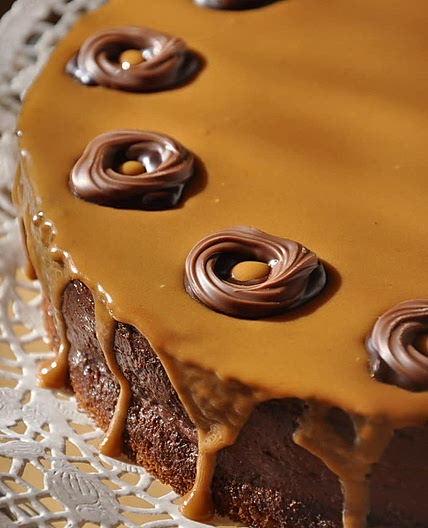 Tort Amandina | Retete culinare cu Laura Sava - Cele mai bune re