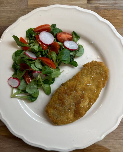 Milanesas de berenjena (Argentinian fried eggplant)