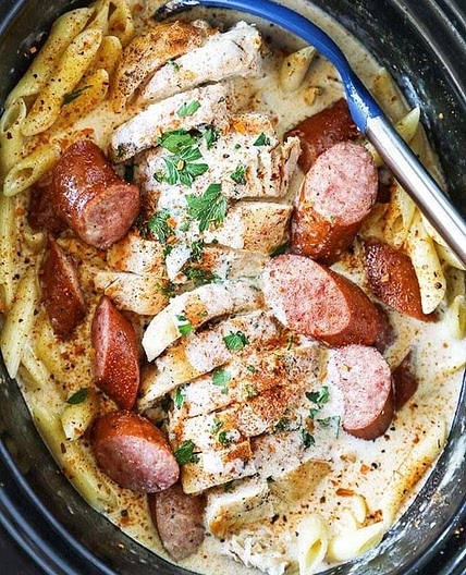 SLOW COOKER CAJUN CHICKEN ALFREDO RECIPE