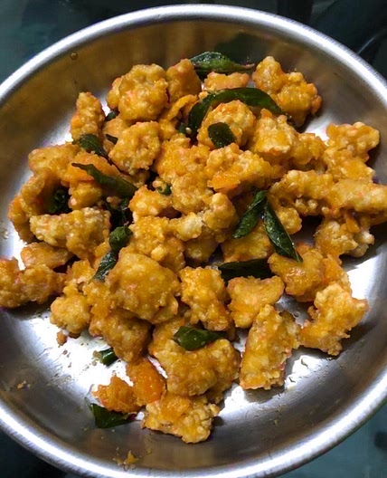 Salted Egg Yolk Chicken 