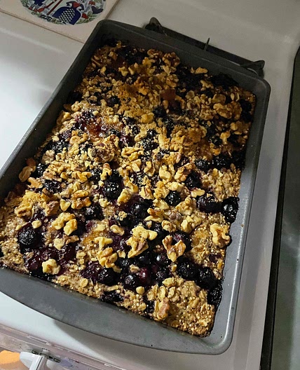Banana-Blueberry Oat Quinoa Cake