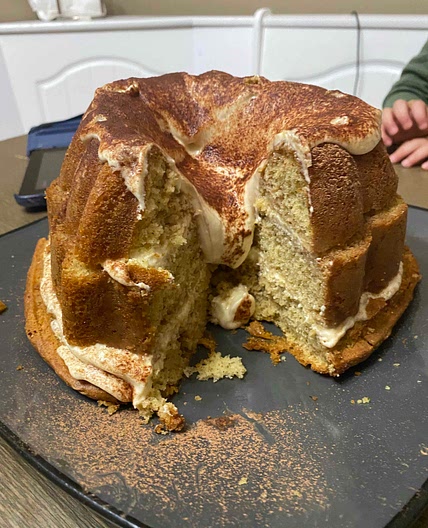 Tiramisu cake