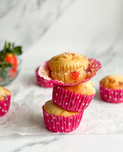 64 Calorie Strawberry Muffins