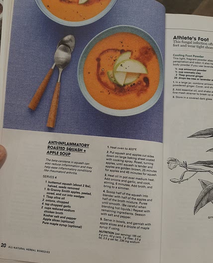 Anti-inflammatory roasted squash and apple soup