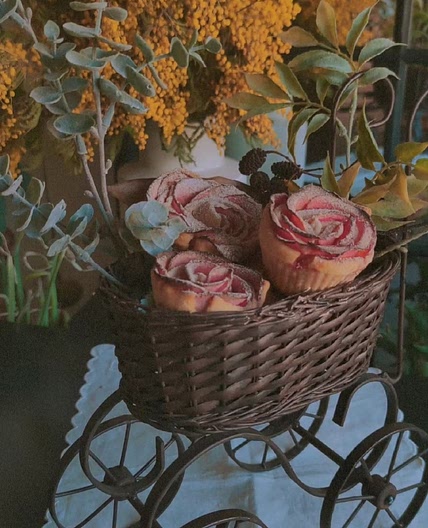 Apple rose tarts (glutten and sugar free)🌹