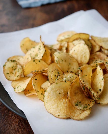 Air fryer potato chips
