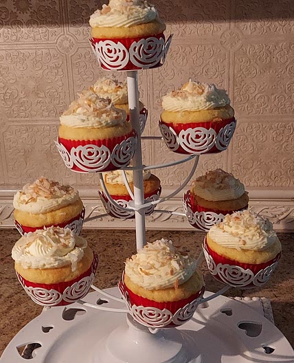 Coconut cream frosting