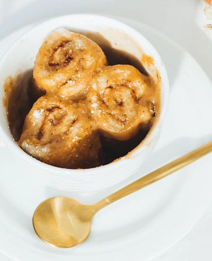 Mug Cinnamon Rolls