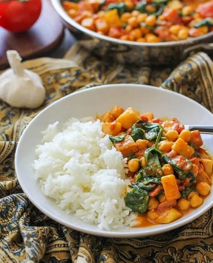 Chana Saag
(Indian Chickpea Curry)