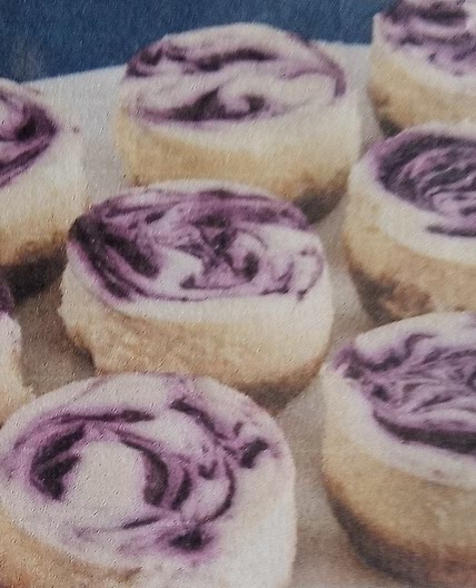 Mini blueberry cheesecake