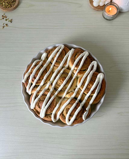 Pistachio rolls