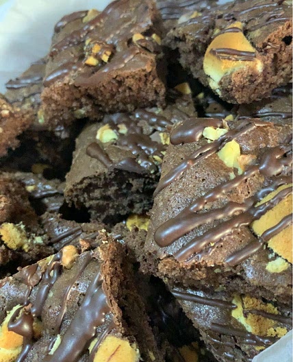 Brownie with walnuts 