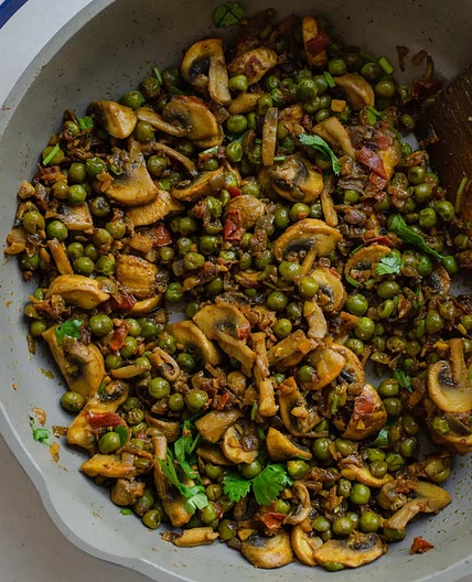Matar Mushroom Sabzi