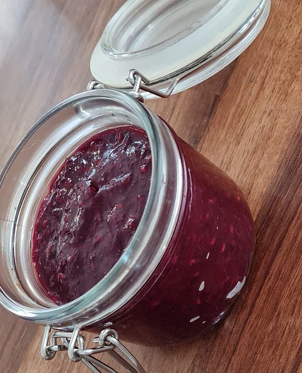 No added sugar (keto) raspberry & blueberry jam