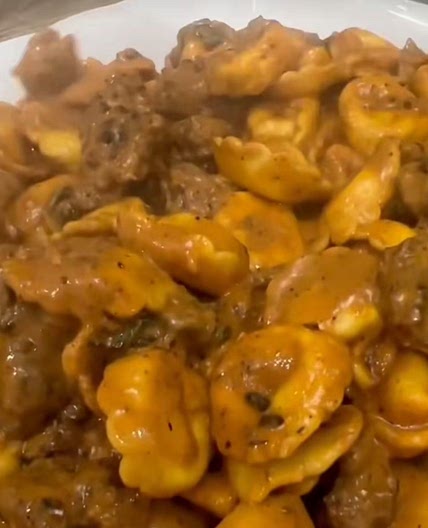 Creamy Sausage and Tortellini Skillet