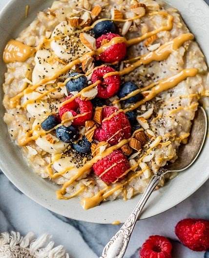 Peanut Butter Breakfast Oatmeal Bowl