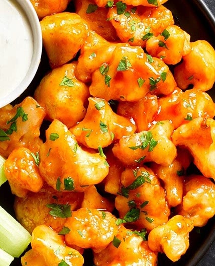 Air fryer buffalo cauliflower bites