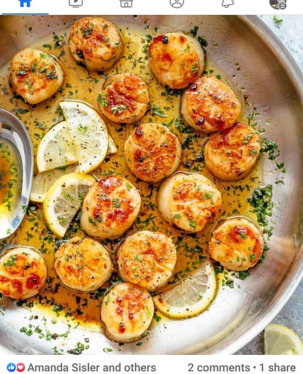 Seared Lemon Garlic Butter Scallops 🍋