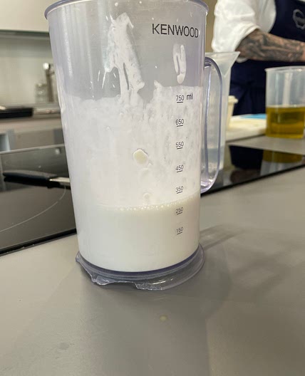 Kefir cheese sauce