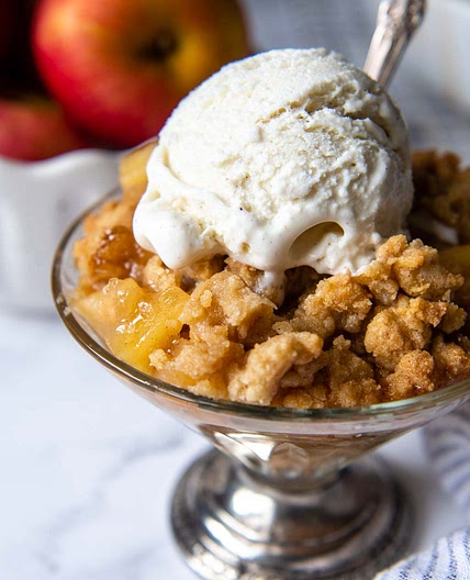 Easy Gluten-Free Apple Crisp Without Oats