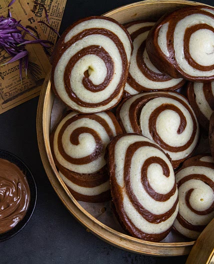 Chocolate Spiral Mantou (Steam Buns)