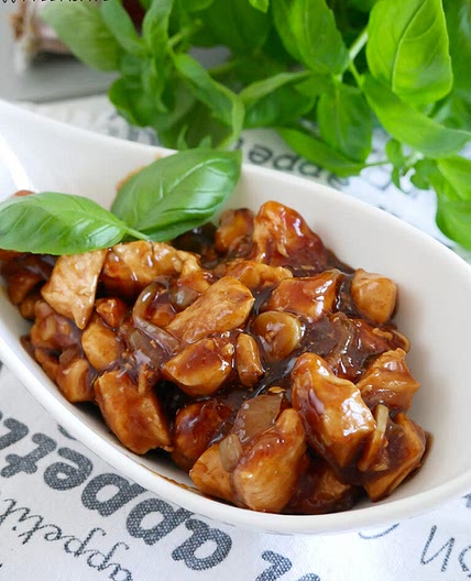 Kurczak w sosie miodowo-czosnkowym