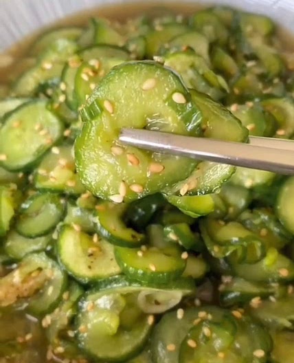 Honey, soy and garlic cucumber side dish 