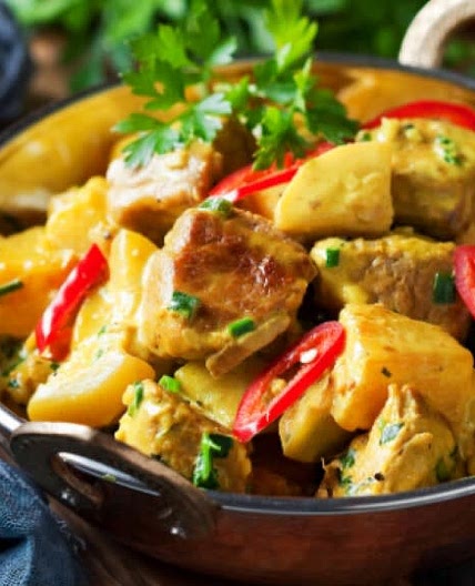 Pineapple & Coconut Chicken Curry