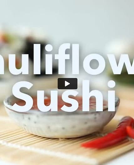 Cauliflower Sushi with Thai Chili Sauce + zucchini