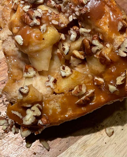 Caramel Apple Cheesecake Rolls 
