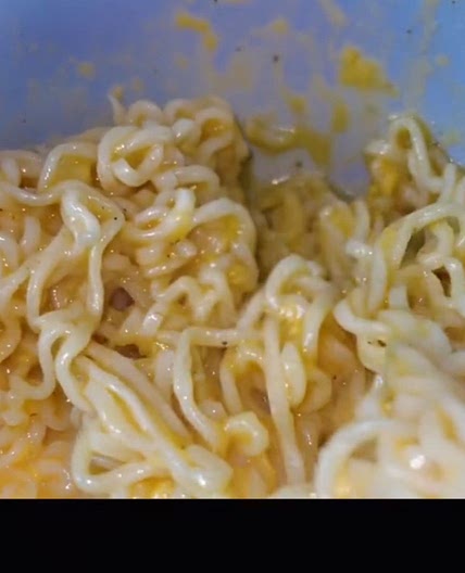 Cheesy Basic Ramen