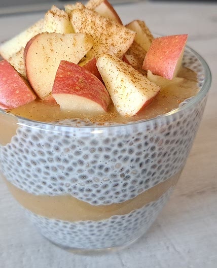 Chiapudding mit Apfel und Zimt