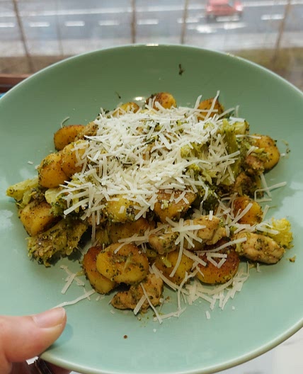 Crisp Gnocchi With Brussels Sprouts and Brown Butter