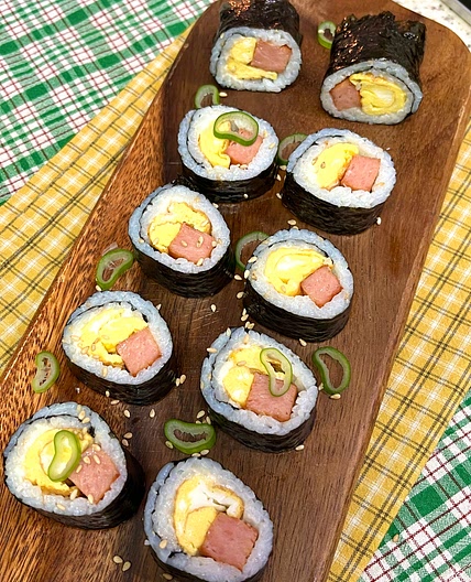 Delicious Spam Egg Roll