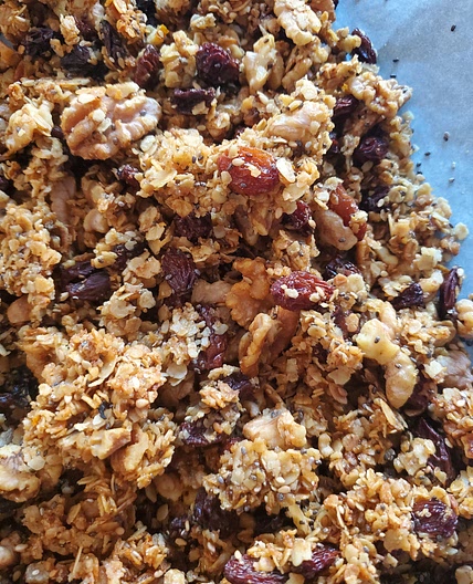 Easy Yummy Granola