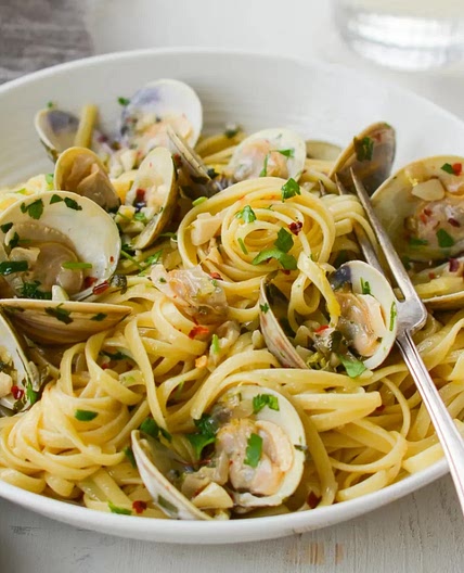 Mom's Clam Linguini