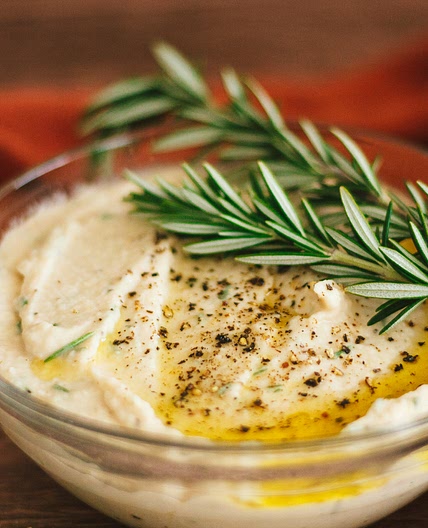 Rosemary Garlic White Bean Spread