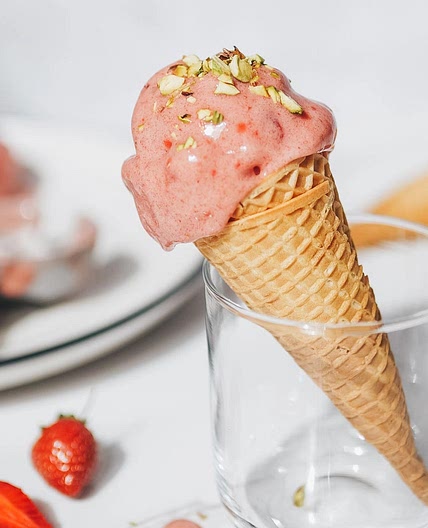 2-Ingredient Strawberry Banana Ice Cream
