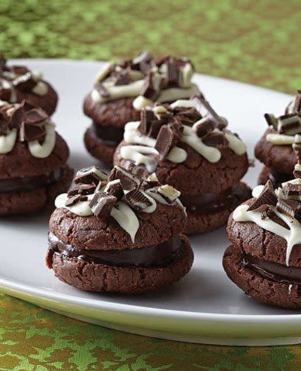 CRÈME DE MENTHE COOKIE SANDWICHES