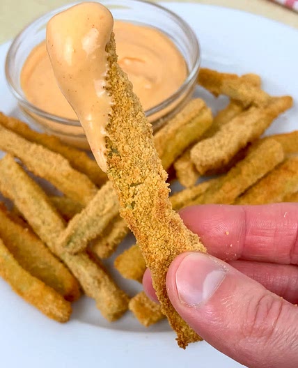 BROCCOLI STEMS FRIES