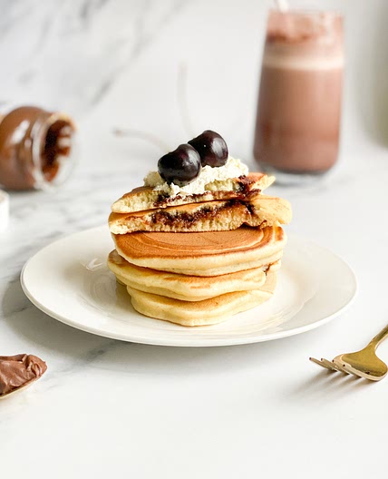 355 Calorie Nutella Stuffed Pancakes