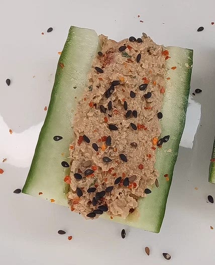 Vegan Walnut & Basil pate / paste!