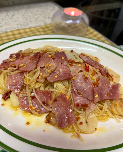 Easy Aglio e Olio Pasta
