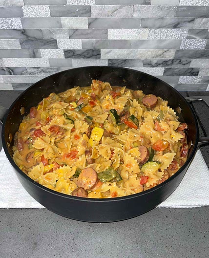 One Pot Smoked Sausage and Veggie Pasta