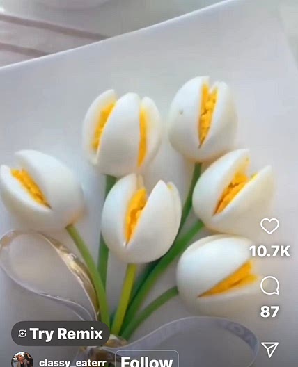 Hard boiled egg flowers