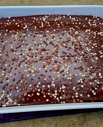 Old School Chocolate Tray Bake - Quick and Easy Recipes