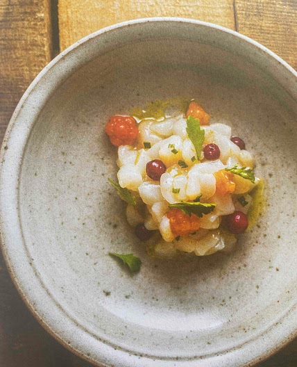 Tartare de Pétoncles aux Fruits Nordique, Huile de Marguerite