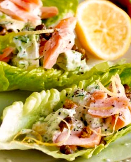 Spicy Salmon Lettuce Wrap